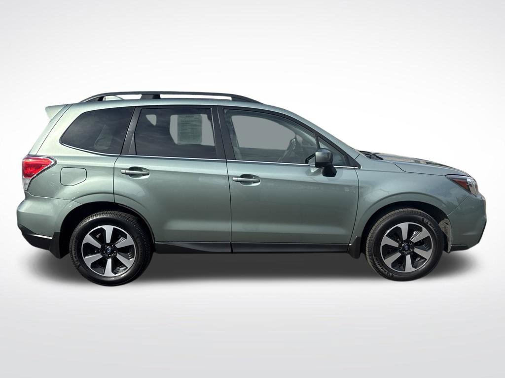Used 2018 Subaru Forester 2.5i Limited AWD/4WD image 8