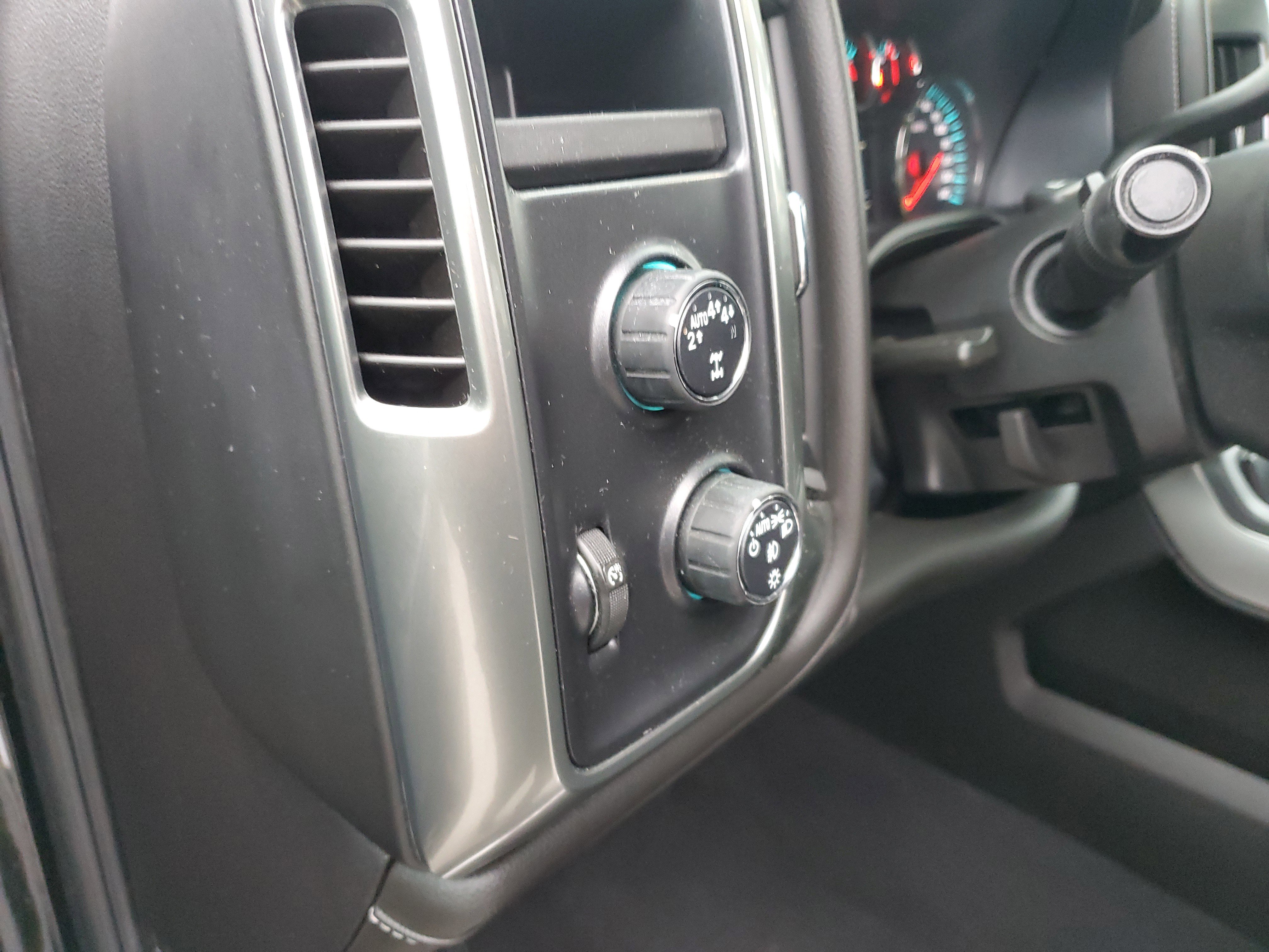 Used 2018 Chevrolet Silverado 1500 LTZ Z71 w/ LTZ Plus Package image 20