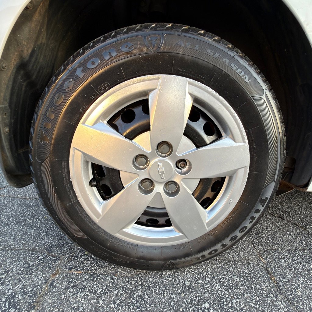 Used 2014 Chevrolet Sonic LS image 38