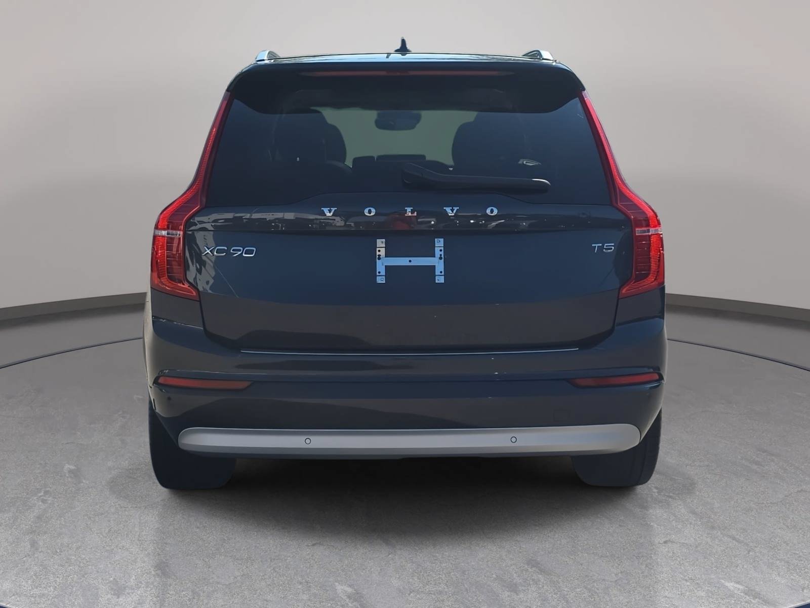 Used 2022 Volvo XC90 T5 Momentum FWD image 6
