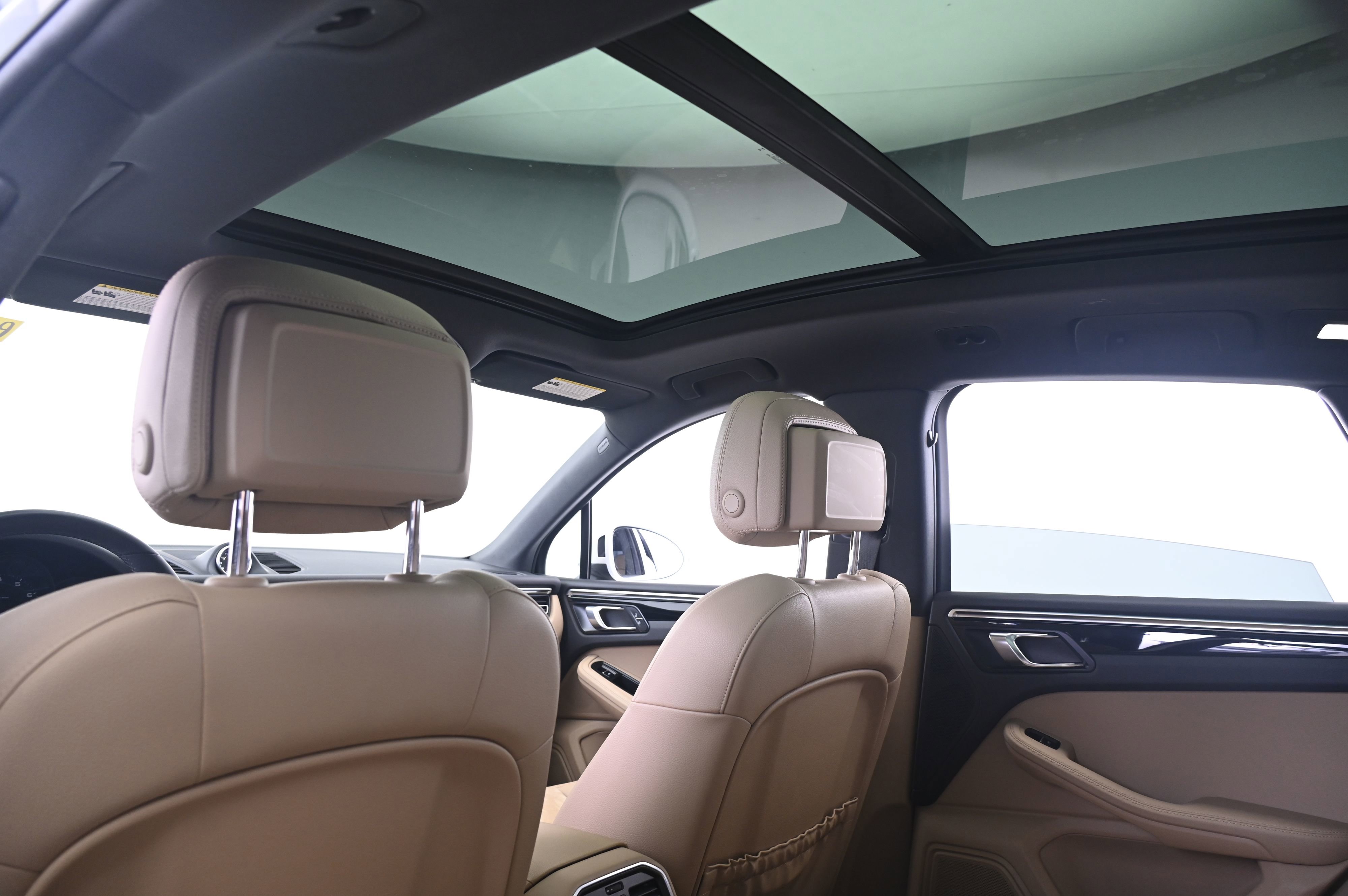 Used 2019 Porsche Macan image 25