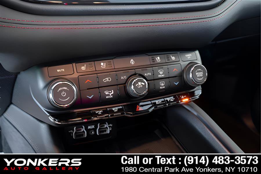 Used 2022 Dodge Durango R/T AWD/4WD image 36