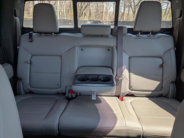 Used 2023 GMC Sierra 2500 SLT w/ SLT Preferred Package image 22