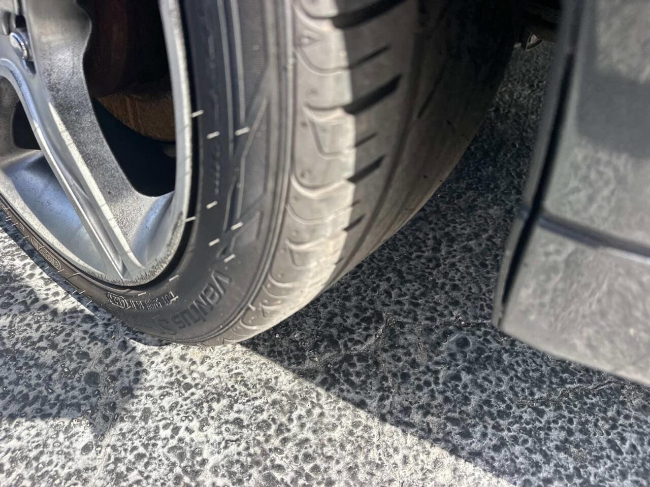 Used 2002 Lexus IS 300 RWD image 7