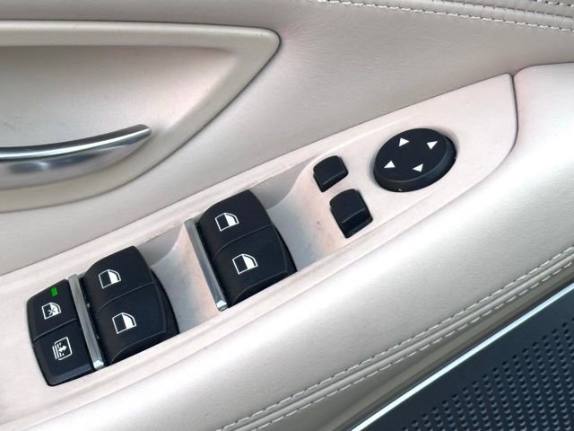 Used 2013 BMW 550i xDrive 550i xDrive image 22