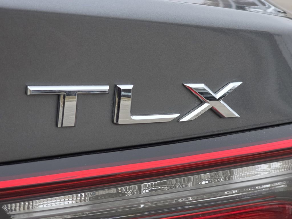 Used 2025 Acura TLX w/ Technology Package image 19