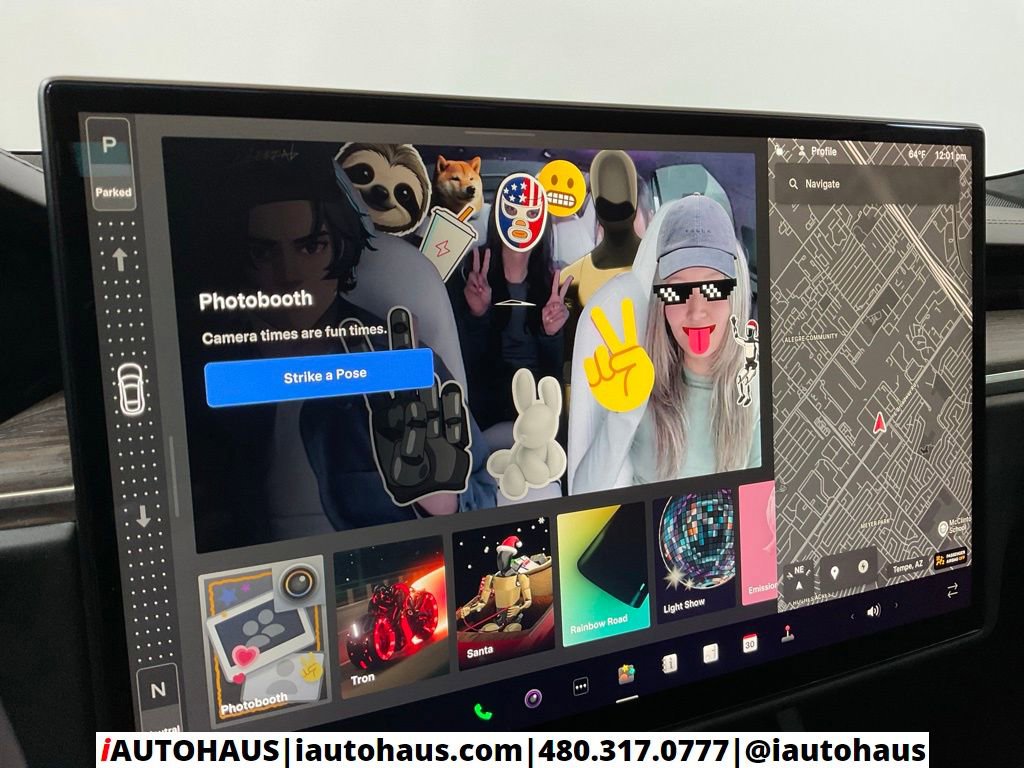 Used 2022 Tesla Model S image 40