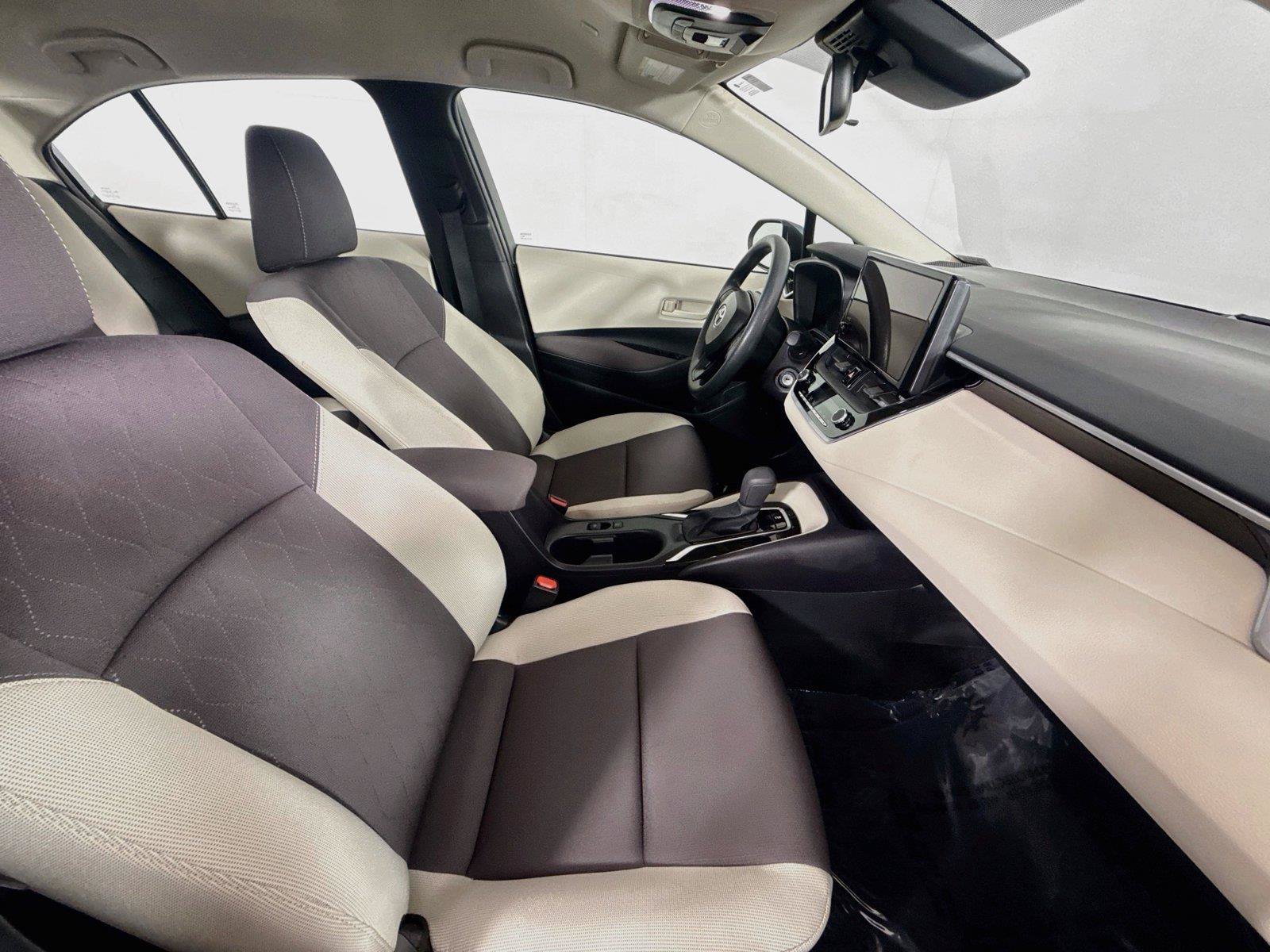 Certified 2026 Toyota Corolla LE FWD image 40