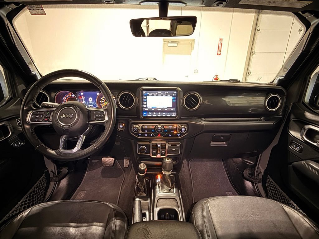 Used 2020 Jeep Wrangler Unlimited Sahara AWD/4WD image 27