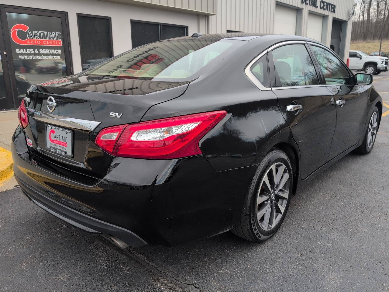 Used 2017 Nissan Altima 2.5 SV FWD image 8