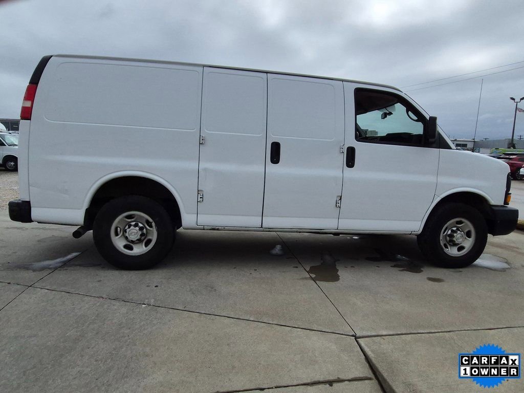 Used 2015 Chevrolet Express 2500 RWD image 6