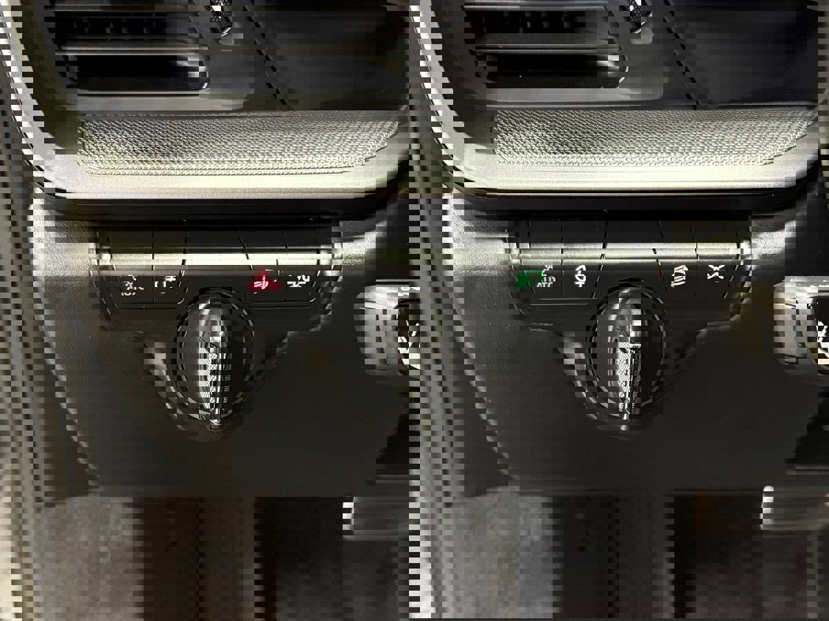 Used 2024 Porsche 911 Carrera 4S image 27