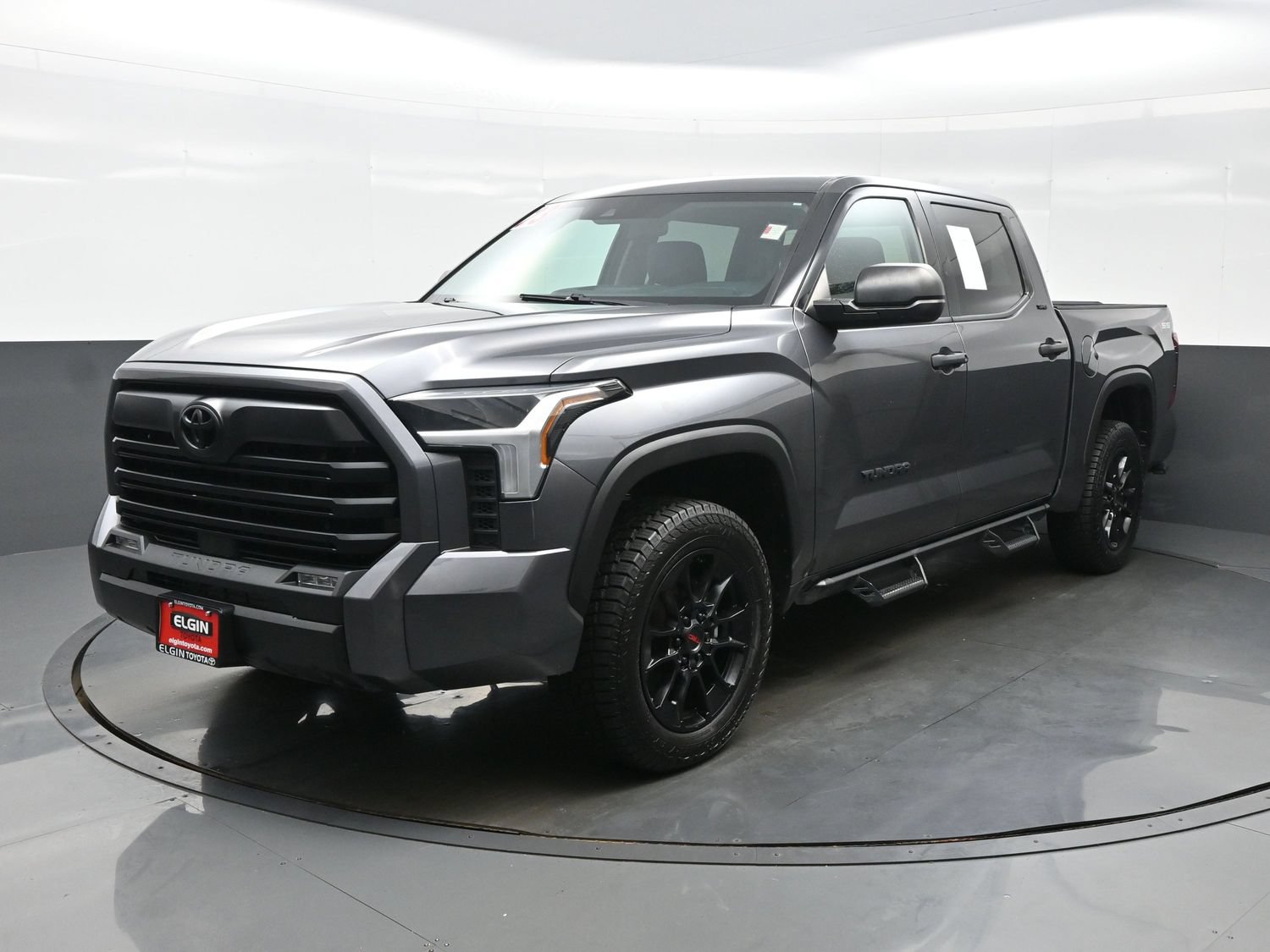 Used 2023 Toyota Tundra SR5 AWD/4WD image 2