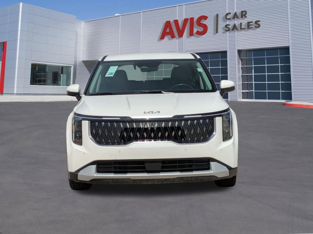 Used 2025 Kia Carnival LXS image 2