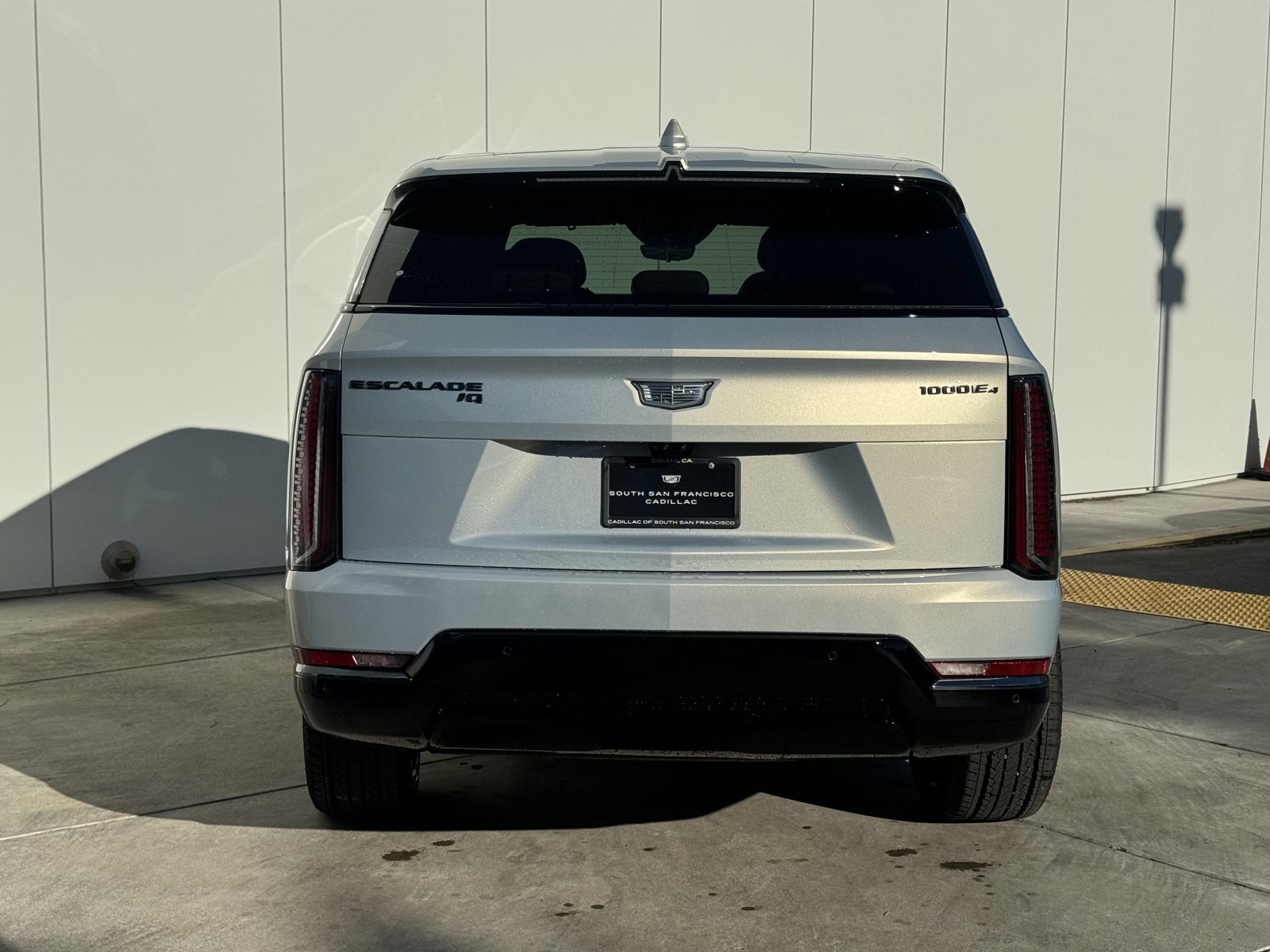 New 2025 Cadillac Escalade IQ Sport 2 w/ LPO, ONYX Package image 8