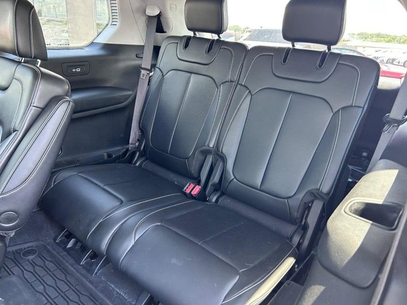 Used 2022 Jeep Grand Cherokee L Limited image 10