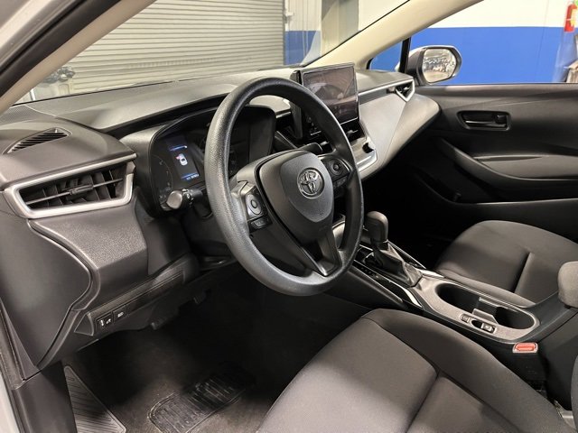 Used 2023 Toyota Corolla LE image 23