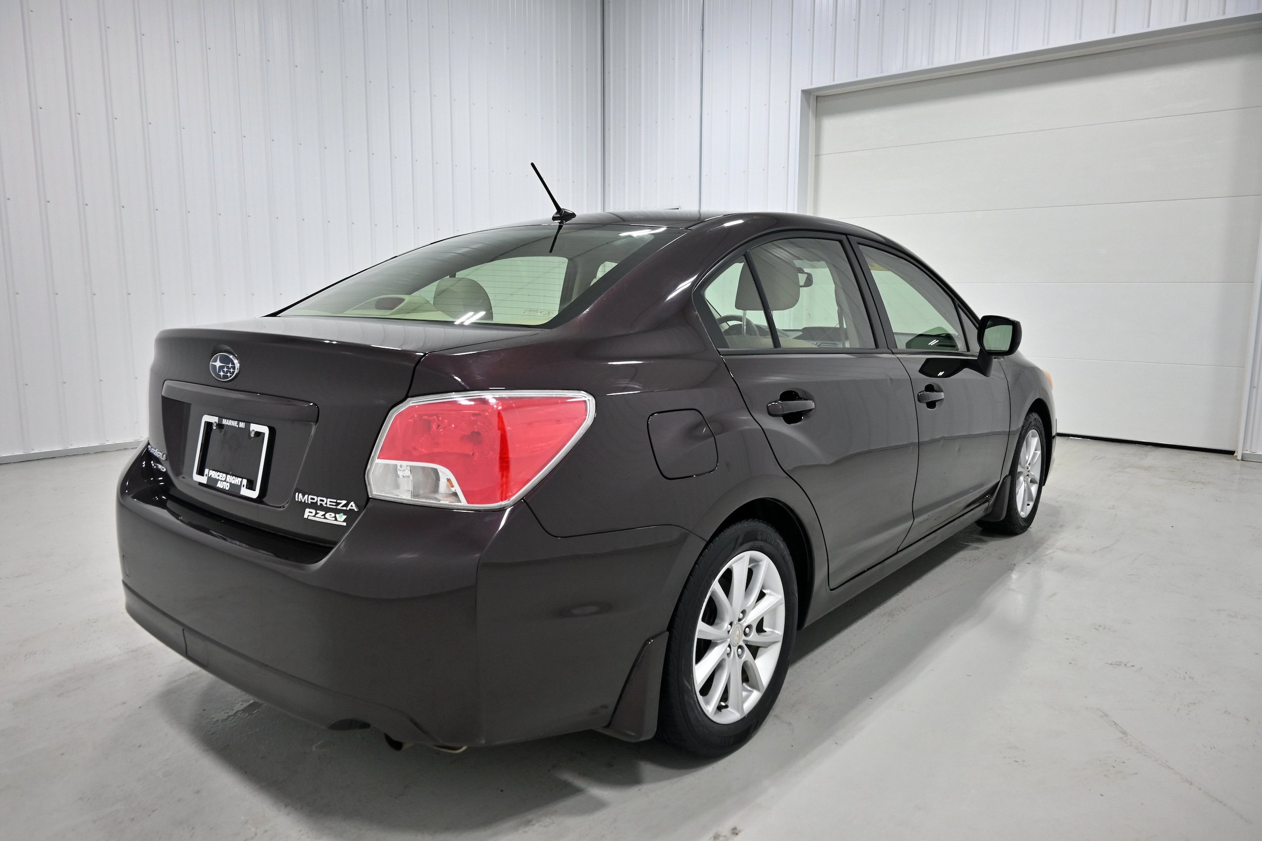 Used 2013 Subaru Impreza 2.0i Premium w/ All-Weather Pkg AWD/4WD image 26