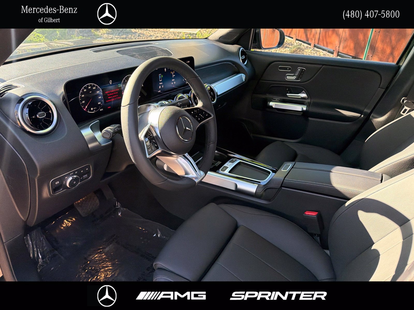 Used 2026 Mercedes-Benz GLB 250 4MATIC image 10