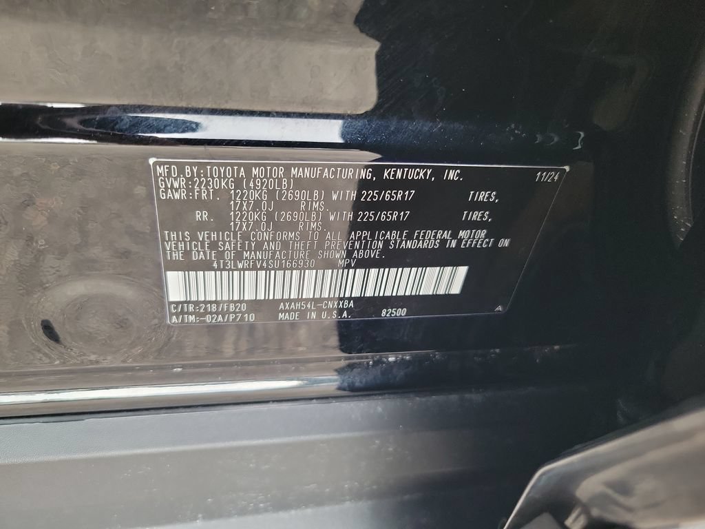 Used 2025 Toyota RAV4 LE AWD/4WD image 34