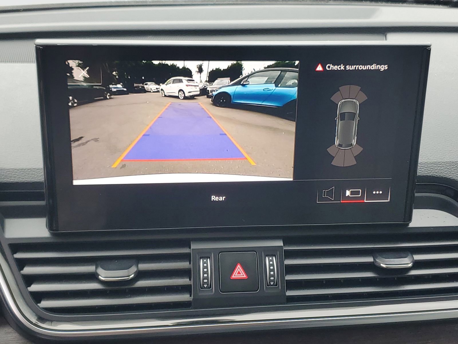 Used 2022 Audi Q5 2.0T Premium w/ Convenience Package image 31