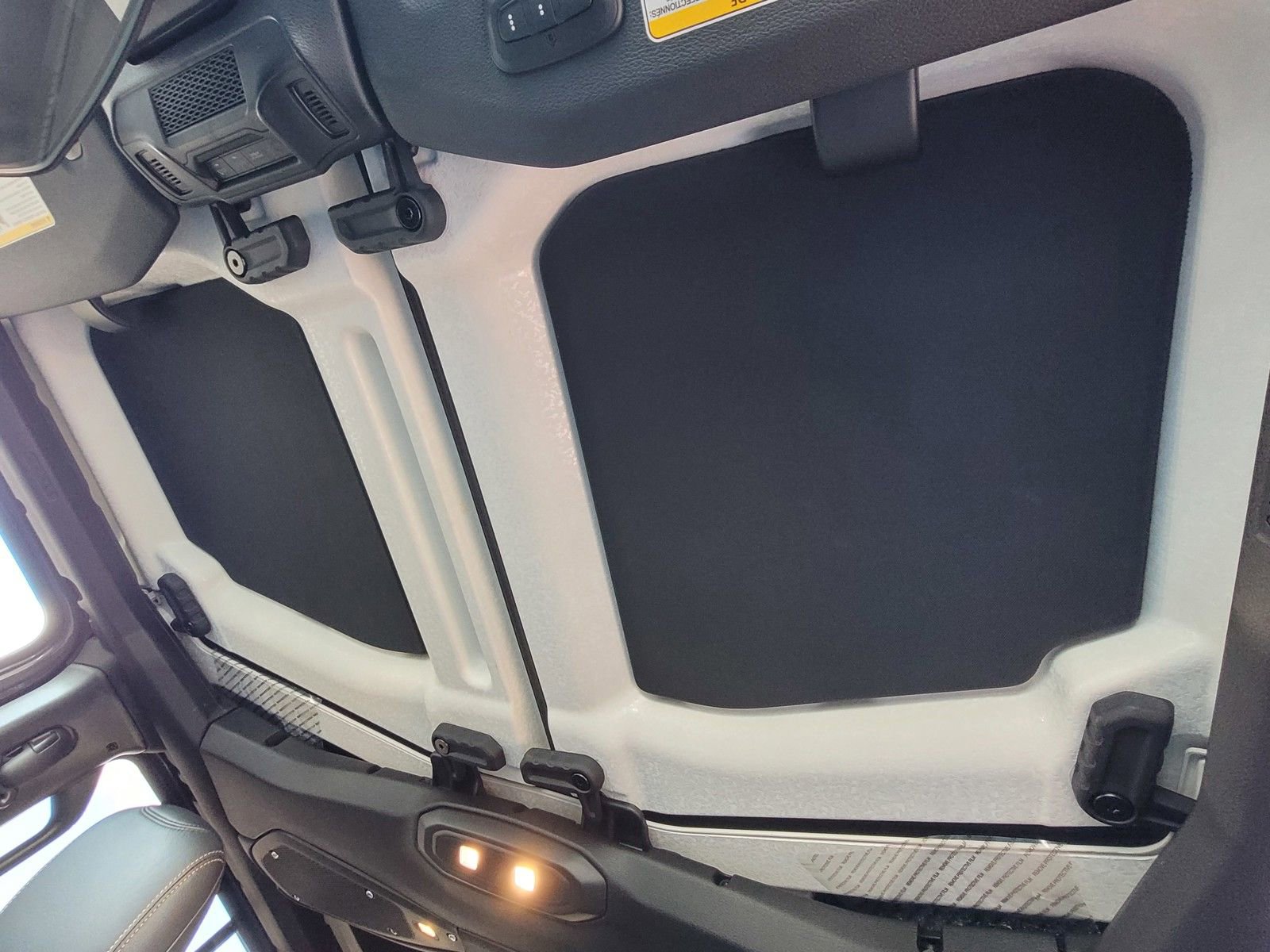 New 2026 Jeep Wrangler Unlimited Sport AWD/4WD image 18