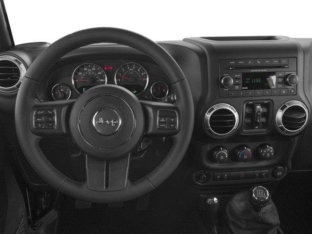 Used 2017 Jeep Wrangler Unlimited Sahara w/ Dual Top Group AWD/4WD image 10