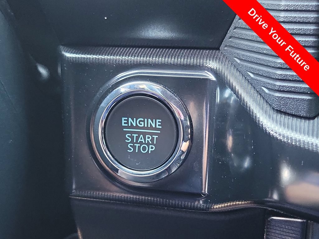 Used 2025 Ford F150 Raptor w/ Equipment Group 803A Raptor R AWD/4WD image 11