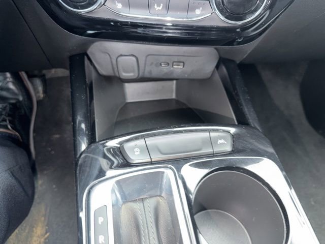 Used 2025 Chevrolet Trax LT w/ LT Convenience Package image 42