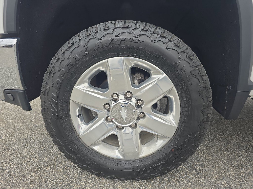 Used 2020 Chevrolet Silverado 3500 LTZ w/ LTZ Premium Package image 20