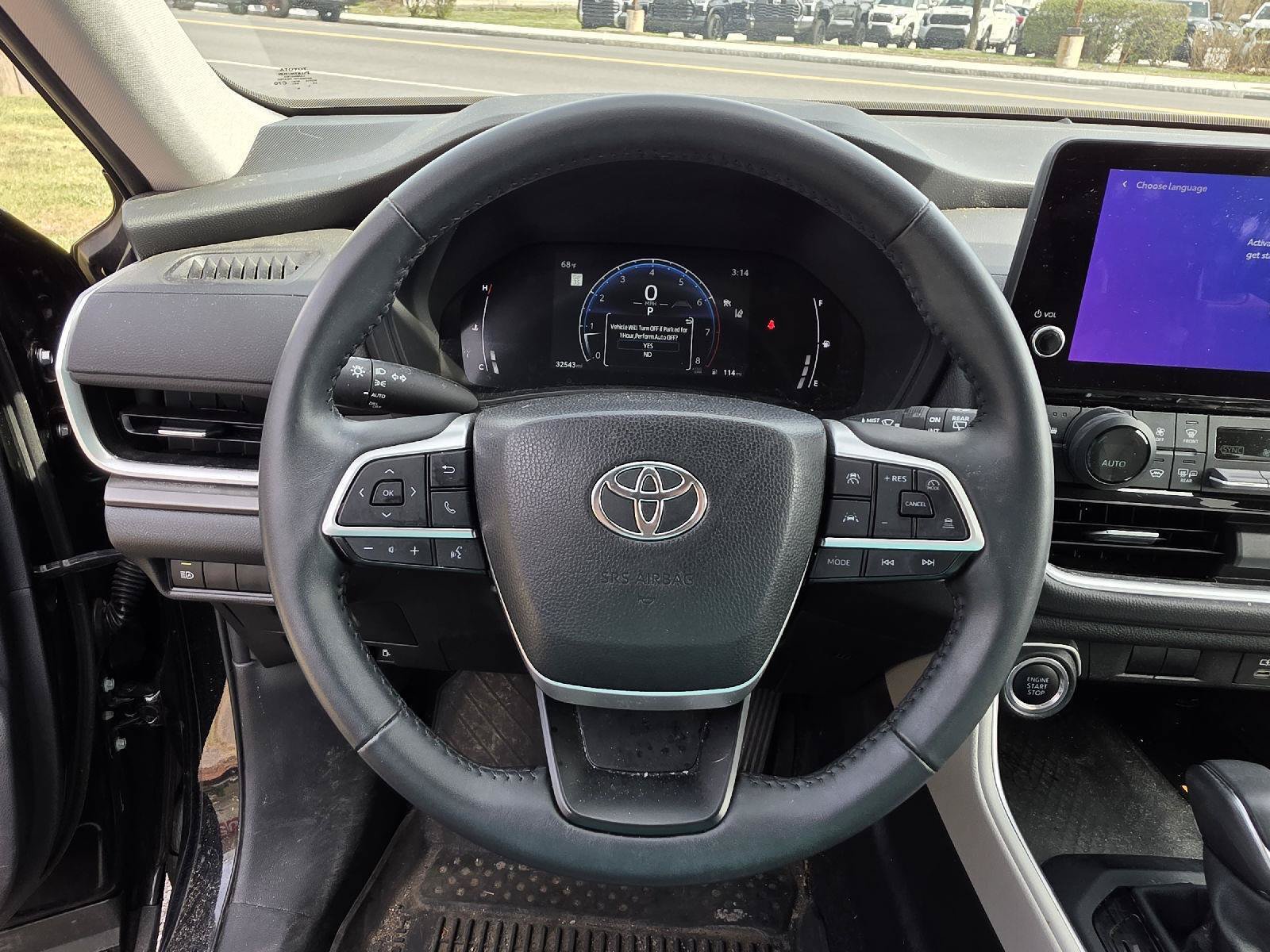 Used 2024 Toyota Grand Highlander AWD image 25
