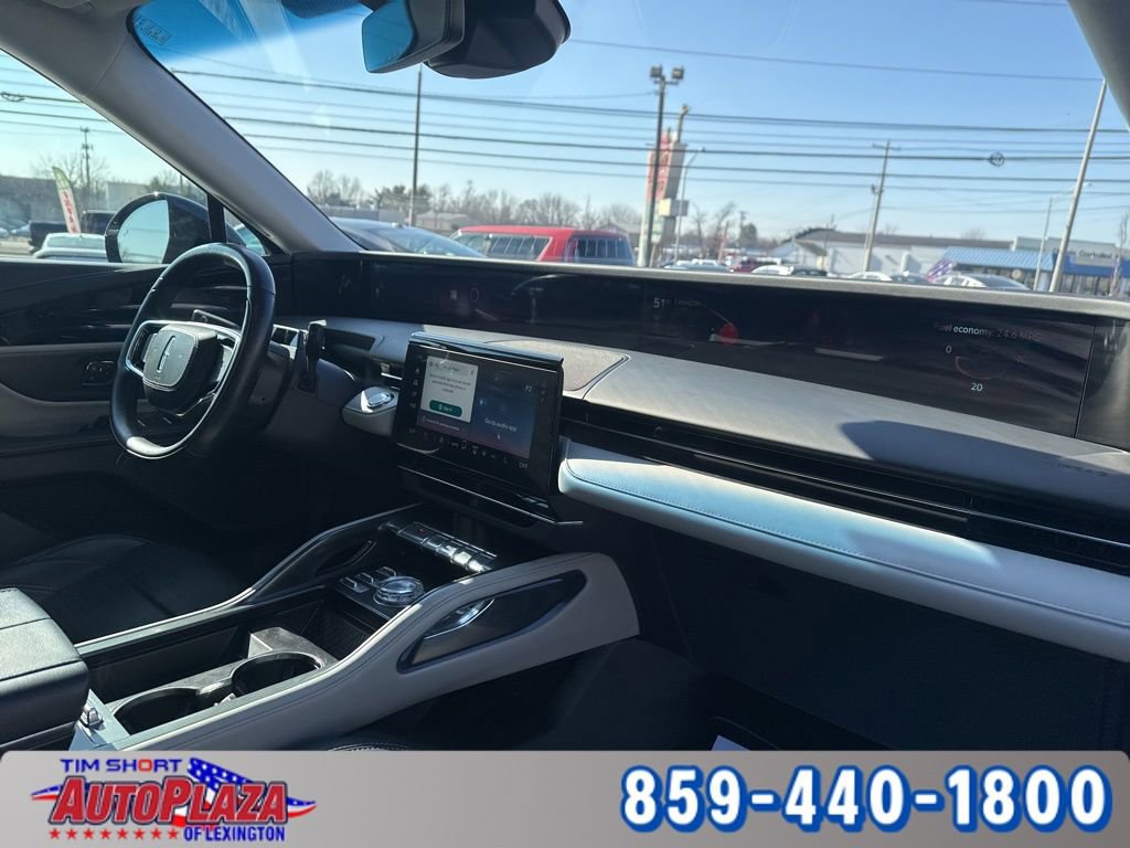 Used 2024 Lincoln Nautilus Reserve AWD/4WD image 31
