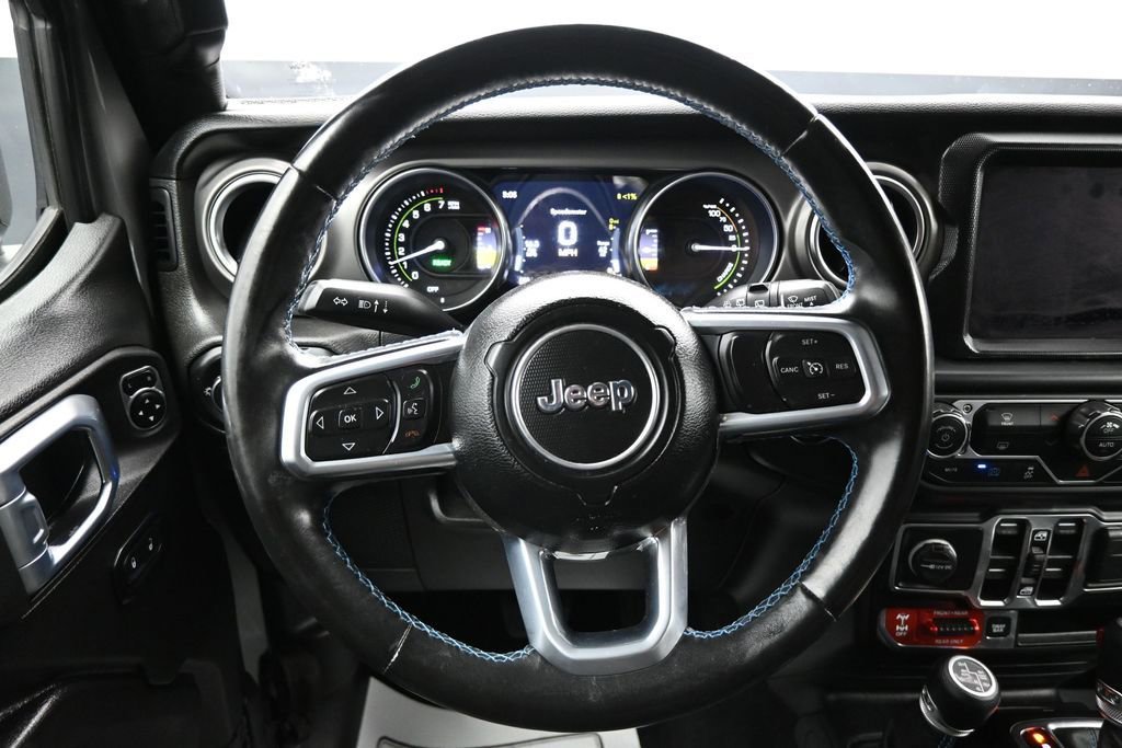 Used 2021 Jeep Wrangler Unlimited Rubicon 4xe w/ Dual Top Group AWD/4WD image 15