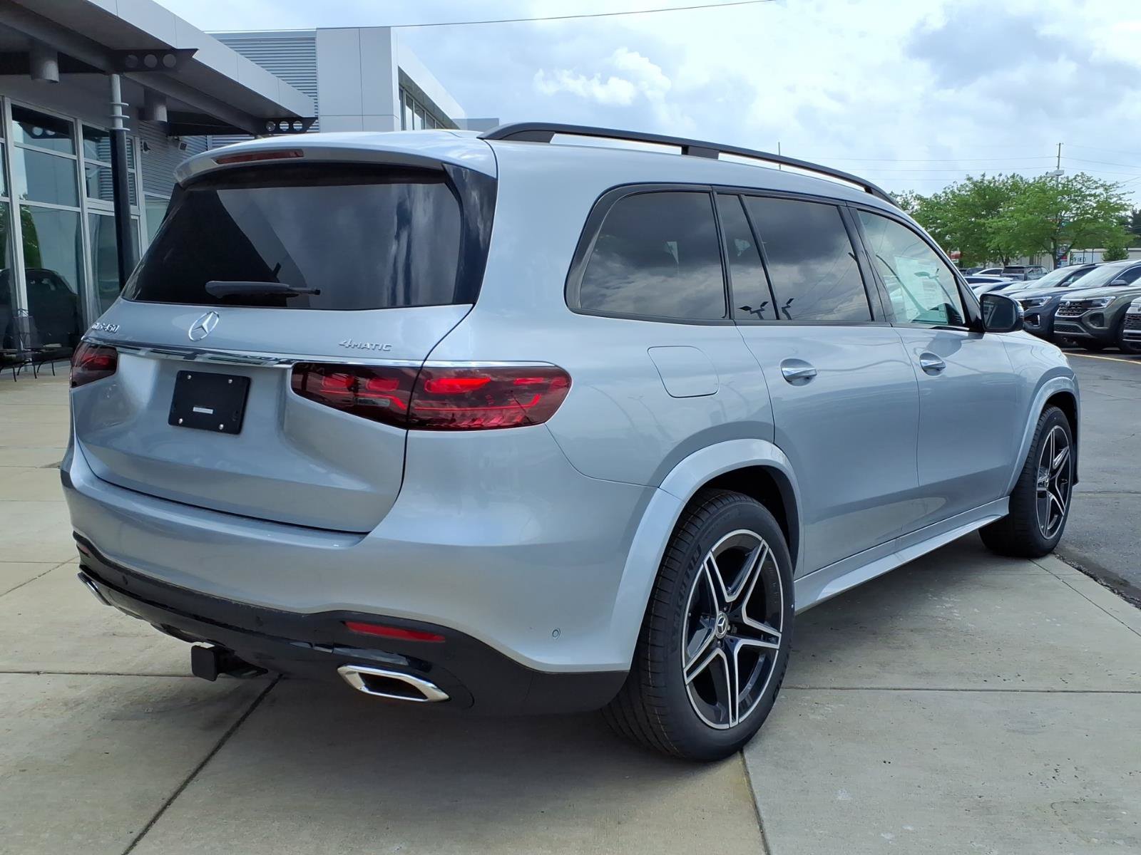 New 2026 Mercedes-Benz GLS 450 4MATIC image 10