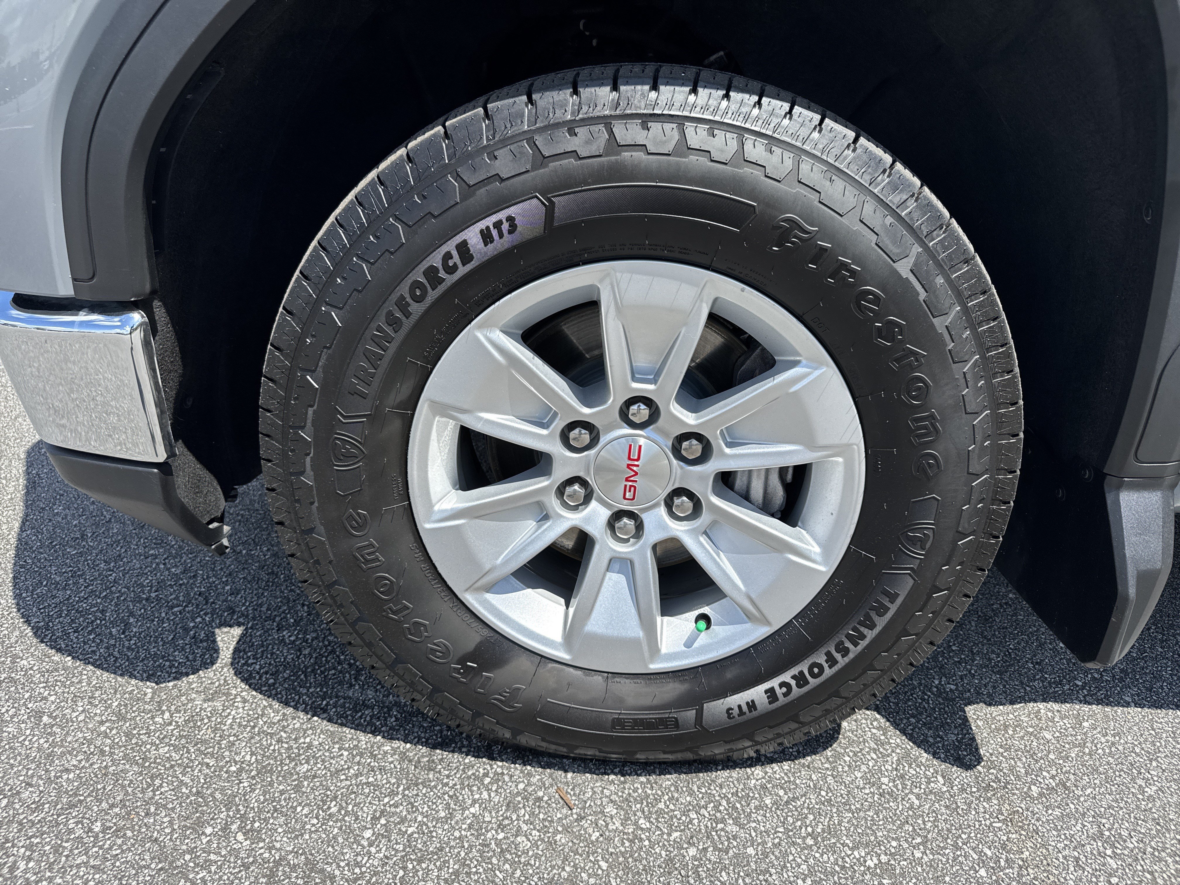 Used 2024 GMC Sierra 1500 SLE w/ Preferred Package AWD/4WD image 13