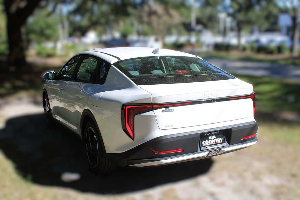New 2025 Kia K4 EX image 11