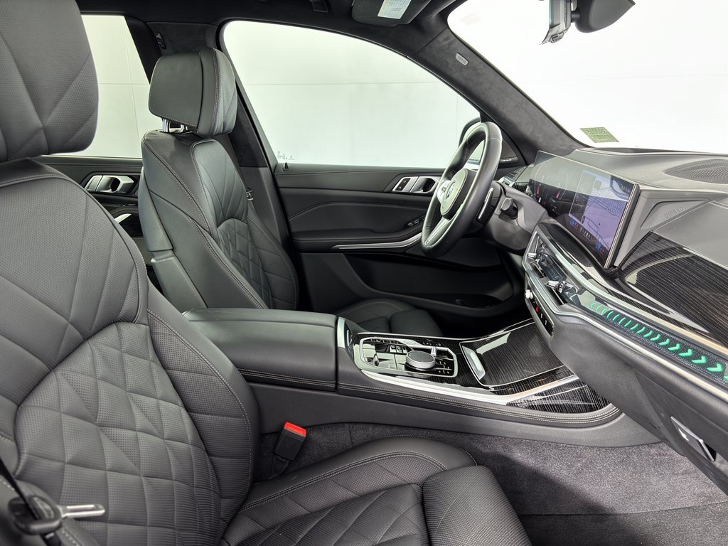 Used 2024 BMW X7 xDrive40i w/ M Sport Package AWD/4WD image 30