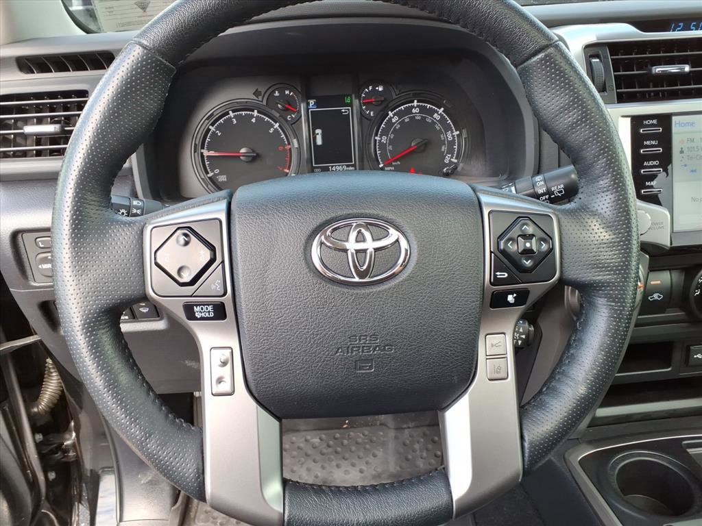 Used 2023 Toyota 4Runner SR5 Premium image 16