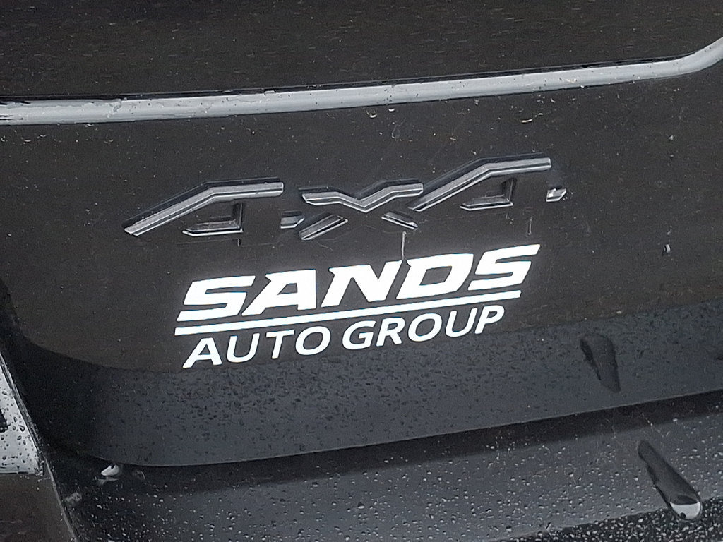 Used 2024 Jeep Grand Cherokee Altitude AWD/4WD image 34