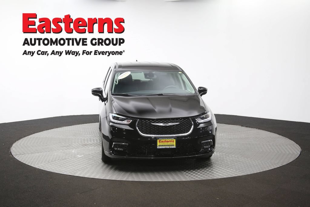 Used 2024 Chrysler Pacifica Limited FWD image 52