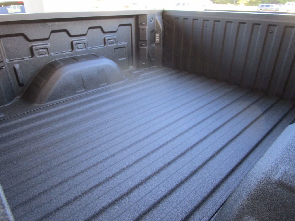 New 2026 GMC Sierra 1500 Elevation image 18