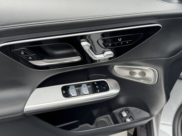 New 2025 Mercedes-Benz GLC 63 AMG S image 9