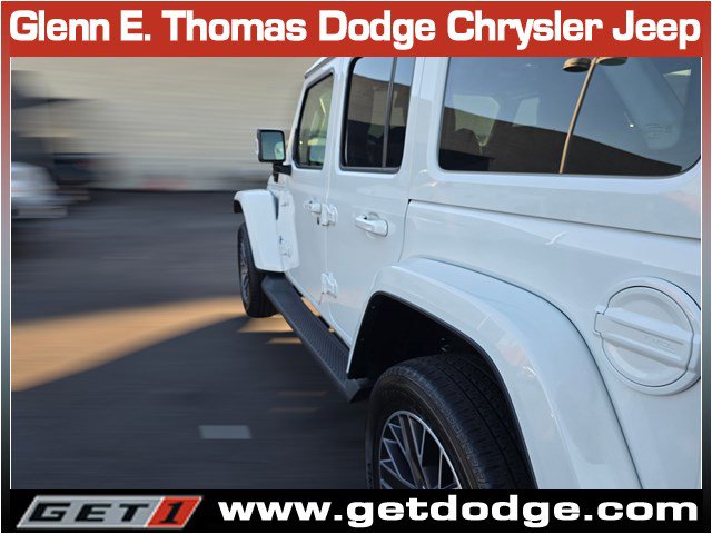 Used 2022 Jeep Wrangler Unlimited Sahara image 12