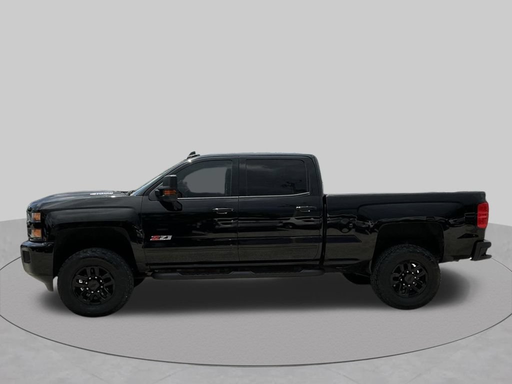 Used 2019 Chevrolet Silverado 2500 LTZ w/ Duramax Plus Package AWD/4WD image 4