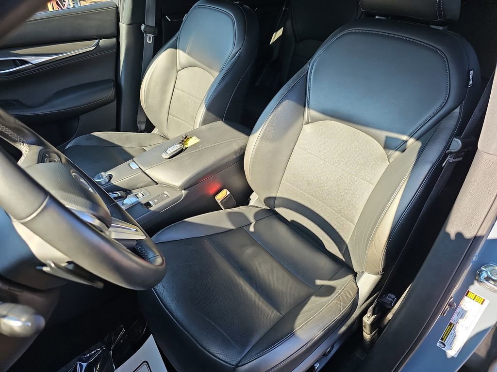 Used 2024 INFINITI QX55 Luxe image 18