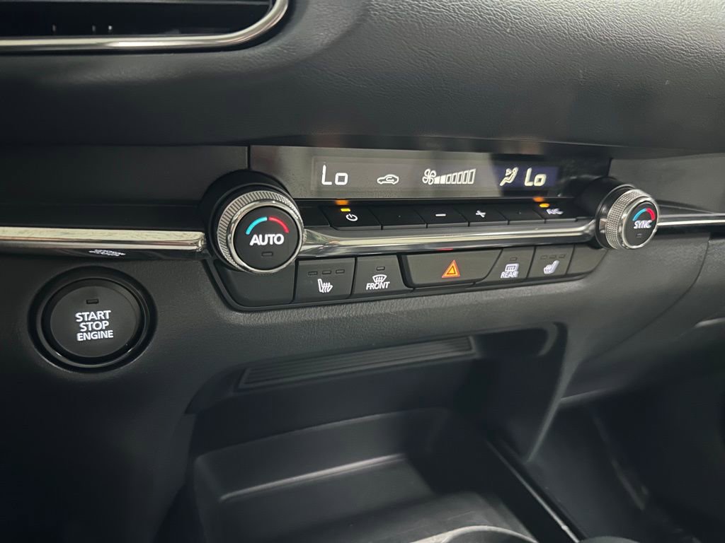 Used 2023 MAZDA CX-30 AWD 2.5 S w/ Premium Package image 22