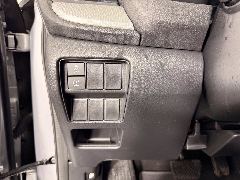 Used 2017 Honda CR-V LX image 23