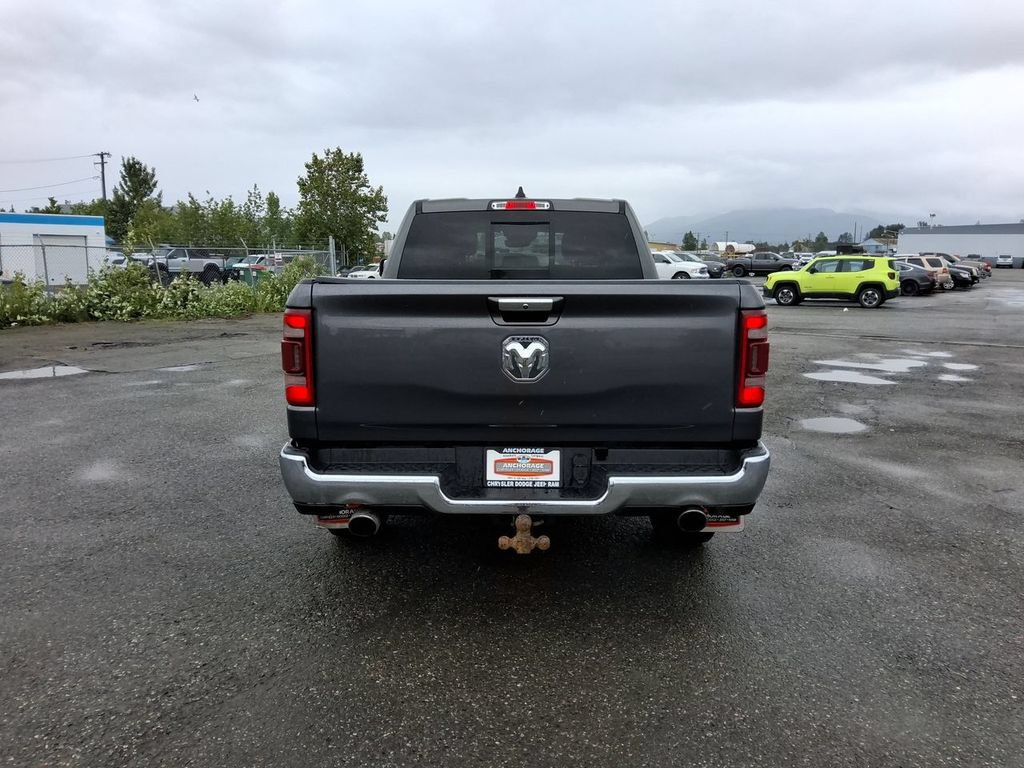 Used 2022 RAM 1500 Laramie AWD/4WD image 7