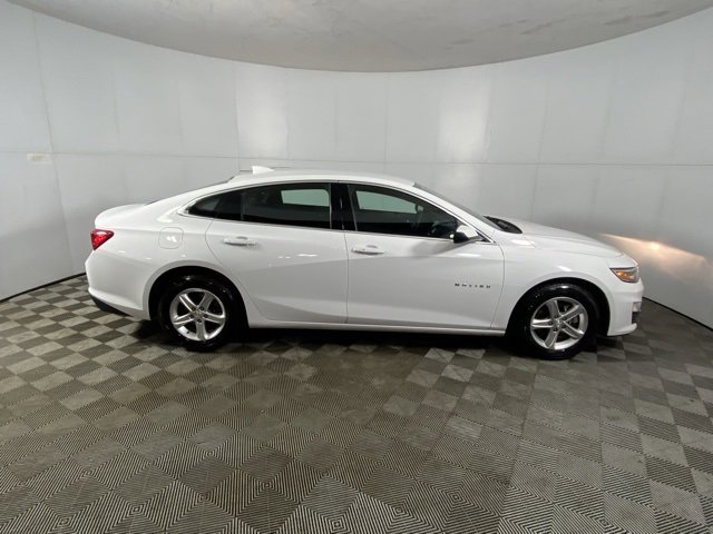 Used 2024 Chevrolet Malibu LT image 4