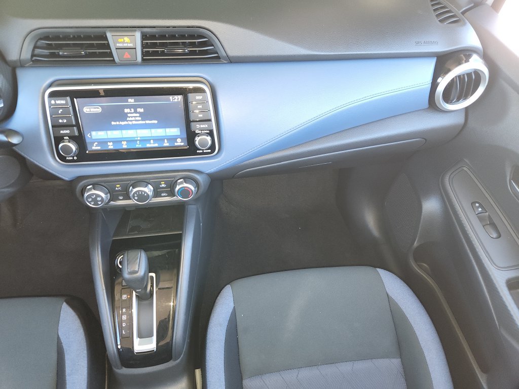 Used 2025 Nissan Versa SV FWD image 17